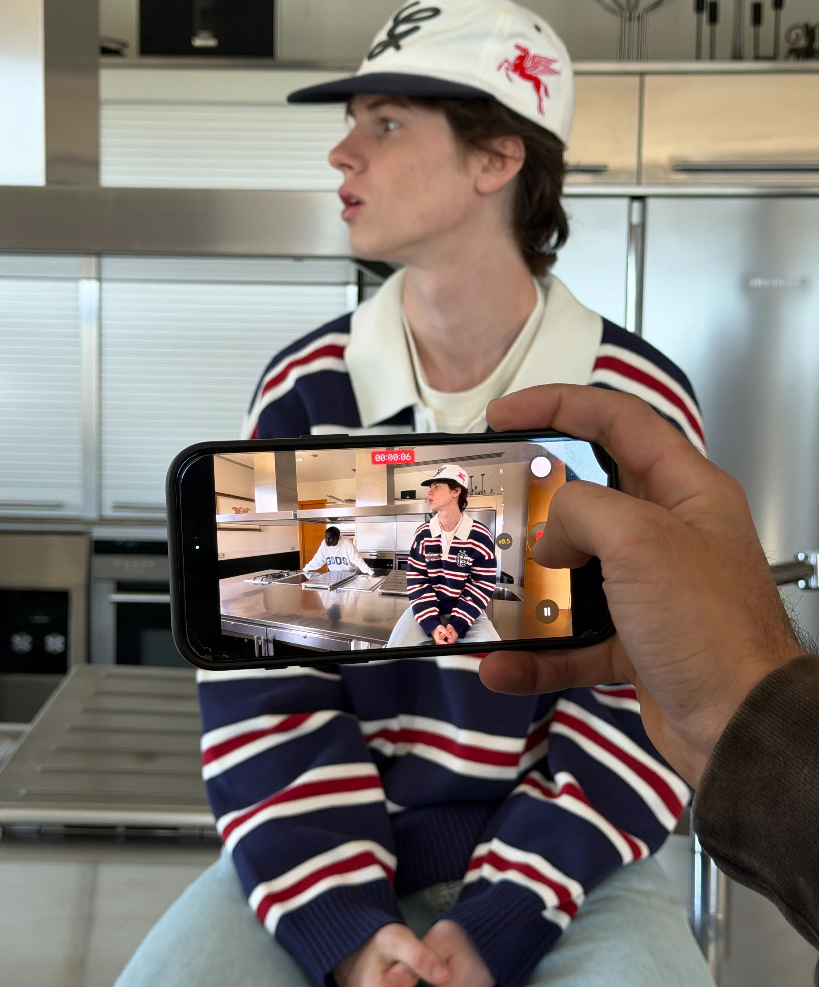 Thumb 4